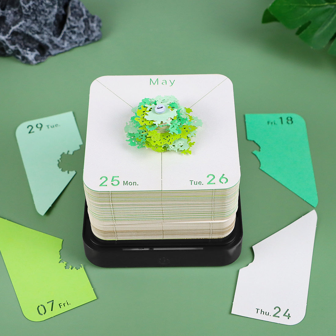 Green Tree (With Light & Calendar 2026)